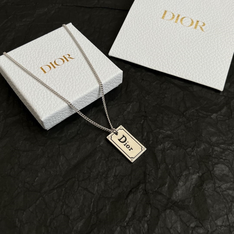 chr1st1an D10r necklaces